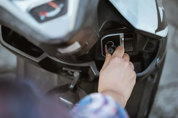 cara mengatasi kunci motor tidak bisa diputar