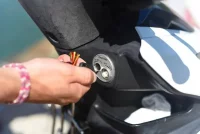 cara mengatasi kunci motor tidak bisa diputar
