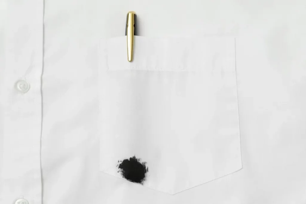 cara menghilangkan bintik hitam di baju