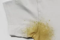 cara menghilangkan noda kuning di baju putih