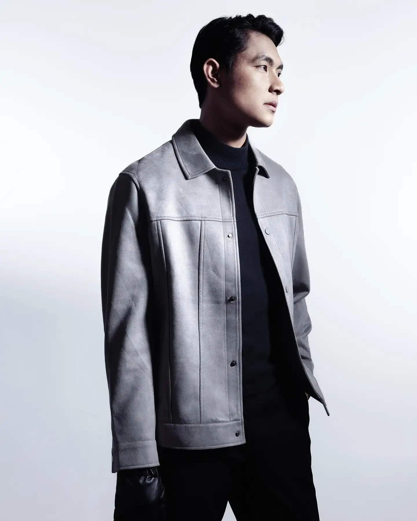 warna yang cocok untuk kulit gelap