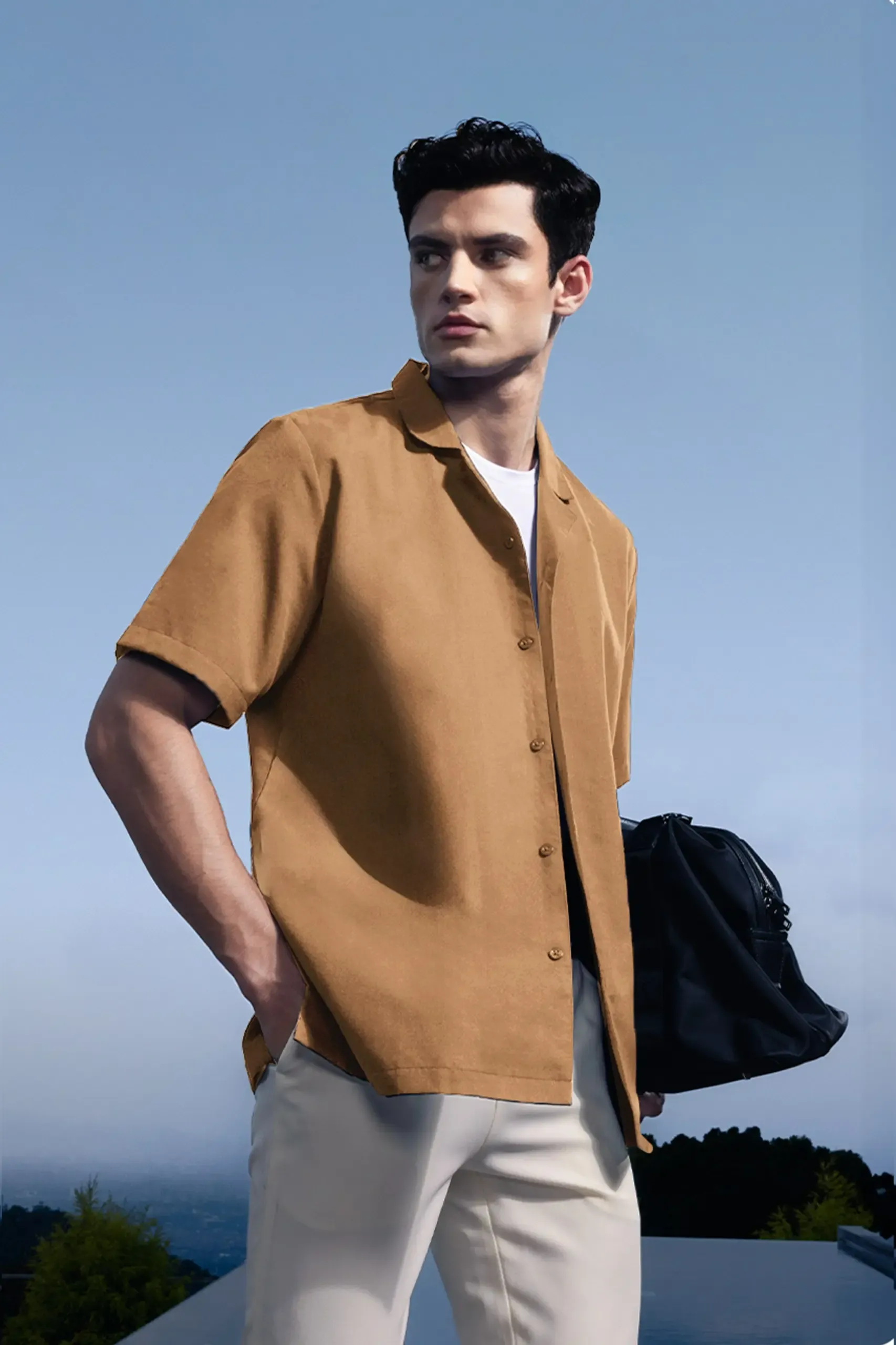 celana coklat cocok dengan baju warna apa