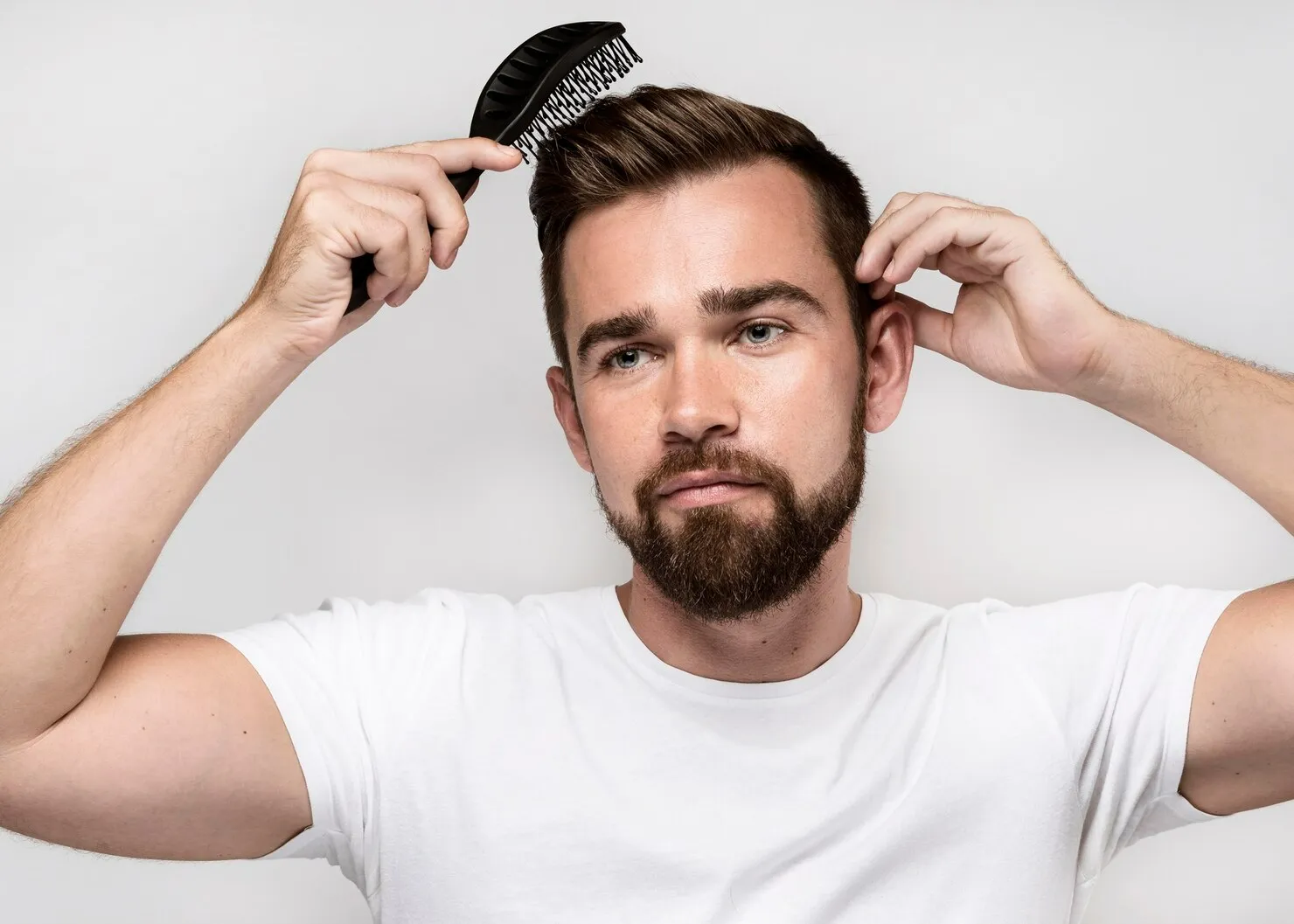 penyebab rambut rontok pada pria