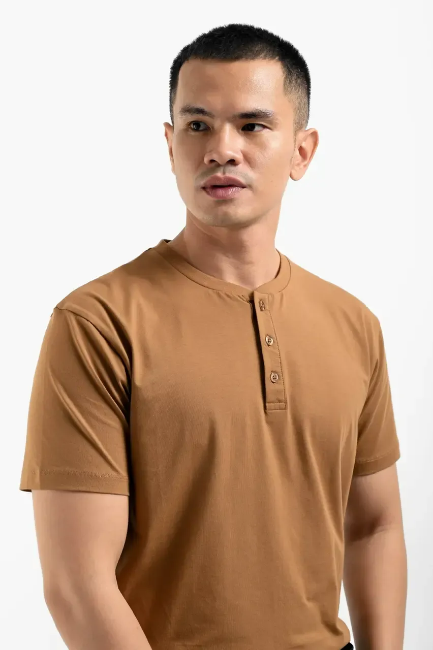celana army cocok dengan baju warna apa