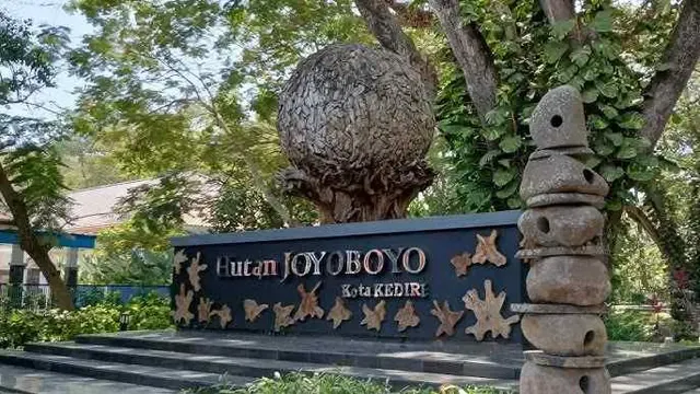 tempat wisata kediri